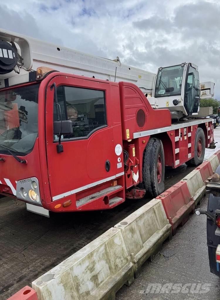 Terex AC40 Maastikutõstukid