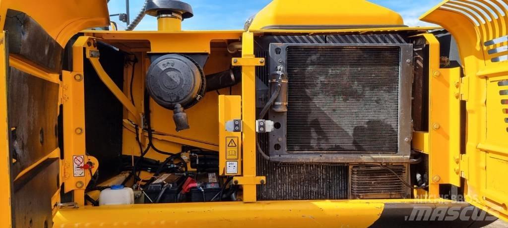 JCB JS 220 LC Roomikekskavaatorid
