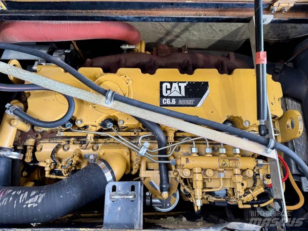 CAT M 318 D Ratasekskavaatorid