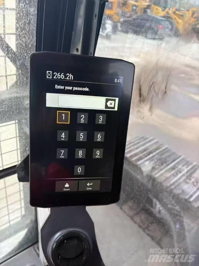 CAT 323GC Roomikekskavaatorid