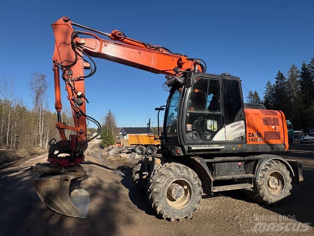 Hitachi ZX 140 W-5B Ratasekskavaatorid
