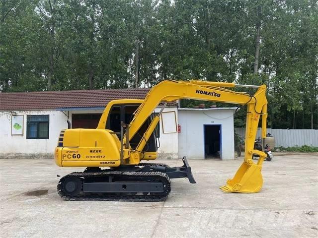 Komatsu PC 60-7 Roomikekskavaatorid