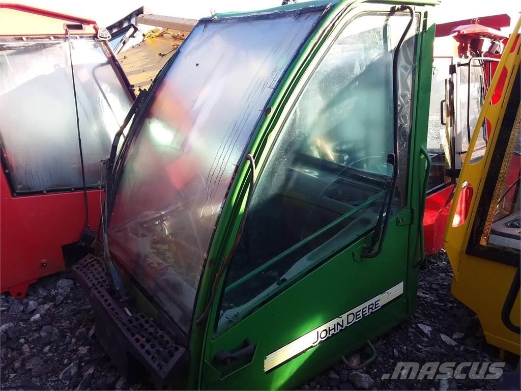 John Deere 1070d Kabiinid
