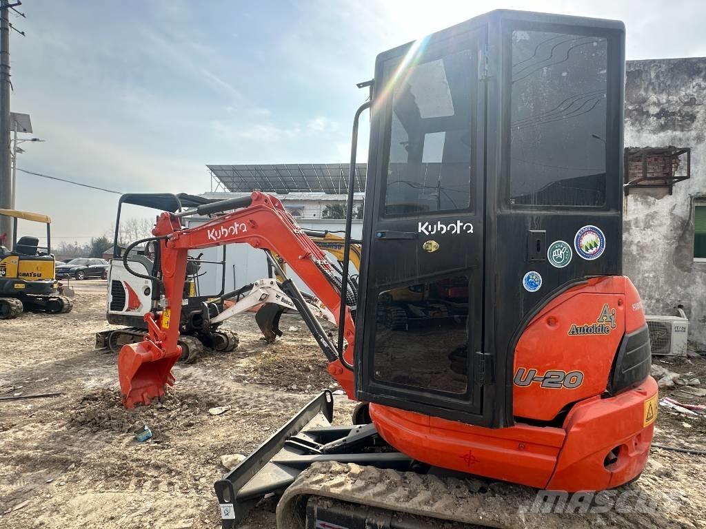 Kubota U 20 Roomikekskavaatorid