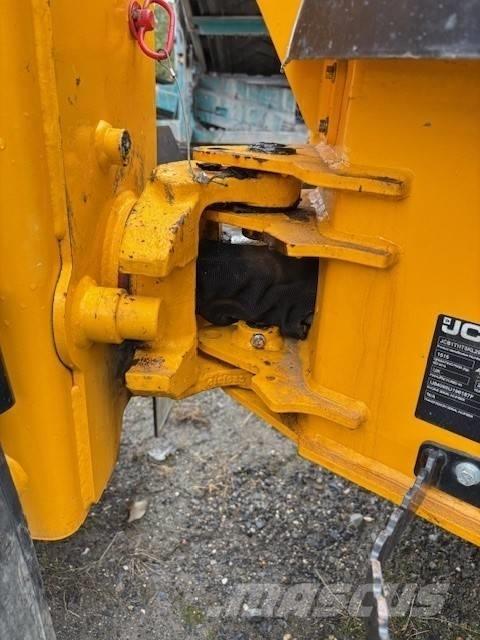 JCB 1T-2 Liigendraamiga pinnaseveokid