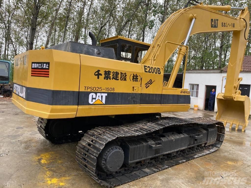 CAT E200B Roomikekskavaatorid