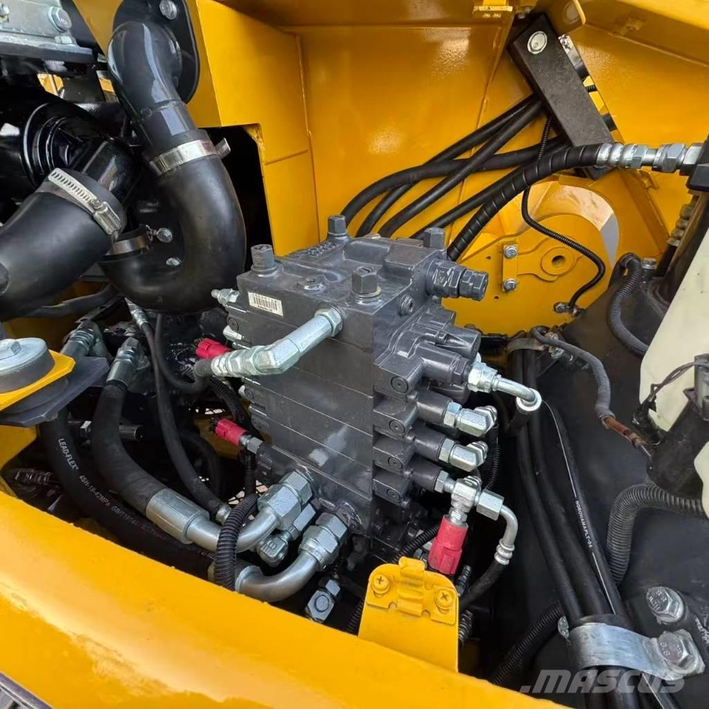 Komatsu PC 78 US Väikeekskavaatorid 7t-12t