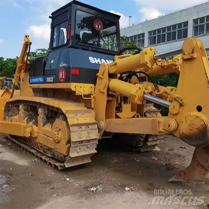 Shantui SD32 Buldooserid