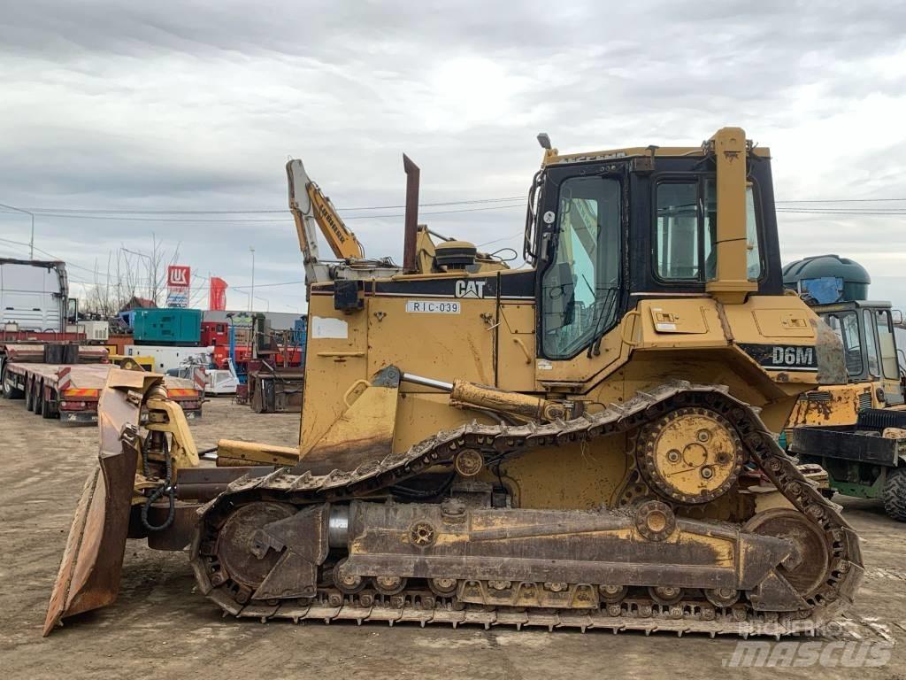 CAT D 6 M XL Buldooserid
