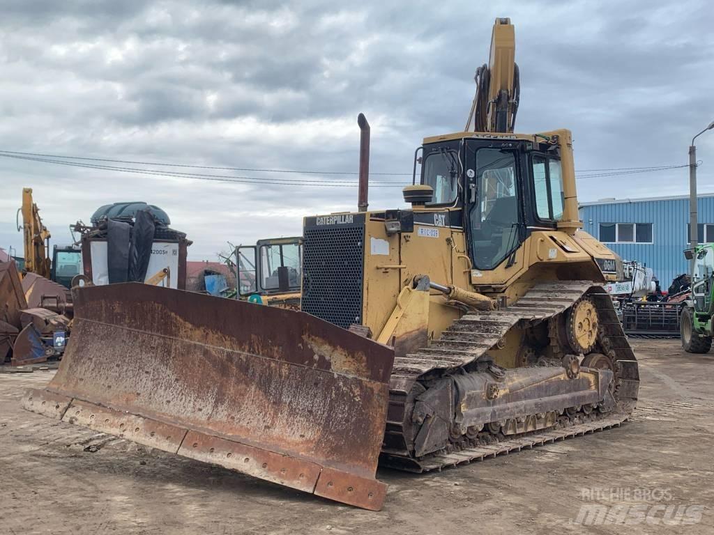 CAT D 6 M XL Buldooserid