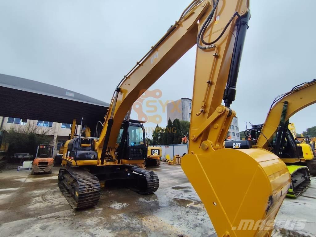 CAT 325 C Roomikekskavaatorid