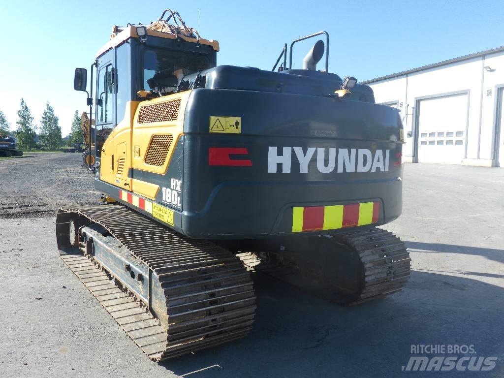 Hyundai HX180L Roomikekskavaatorid