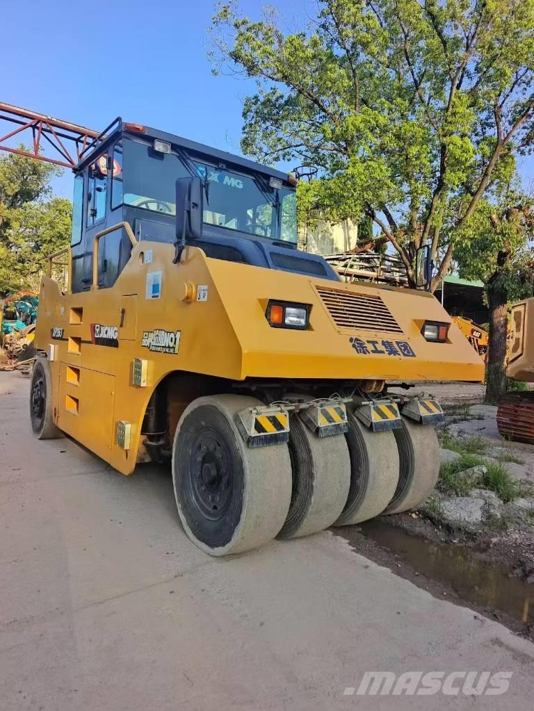 XCMG XP 263 Pneumorehvidega rullid