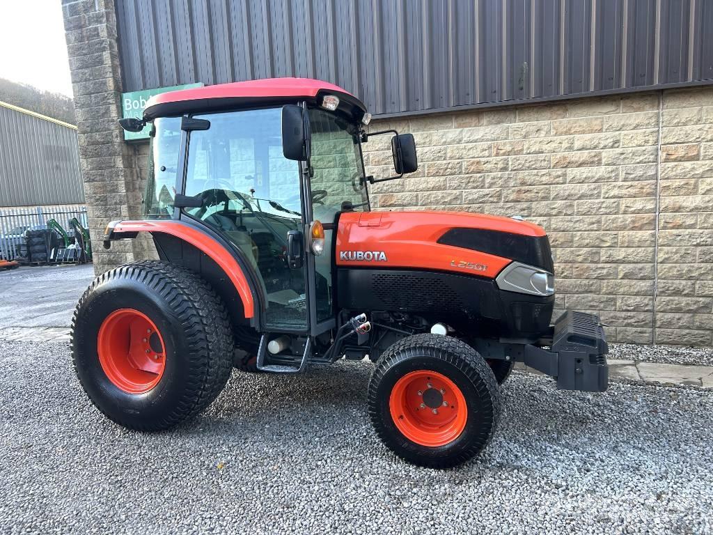 Kubota L2501 Traktorid