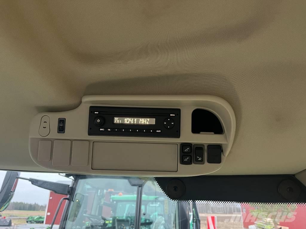 John Deere 6130 R Traktorid