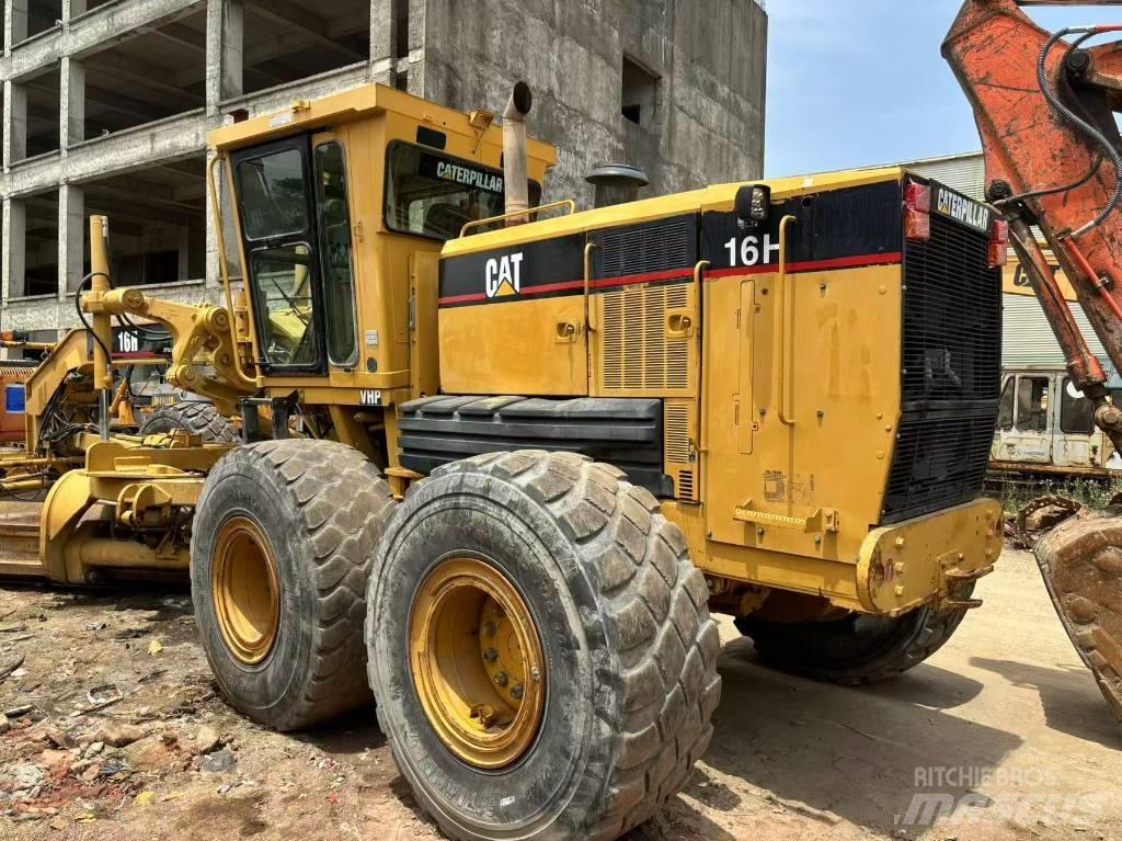 CAT 16 H Greiderid