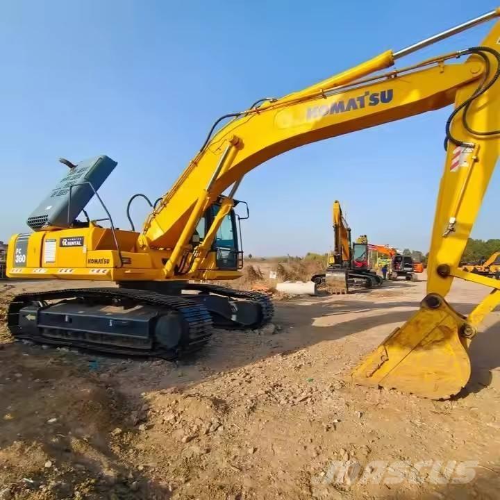 Komatsu PC360 Roomikekskavaatorid
