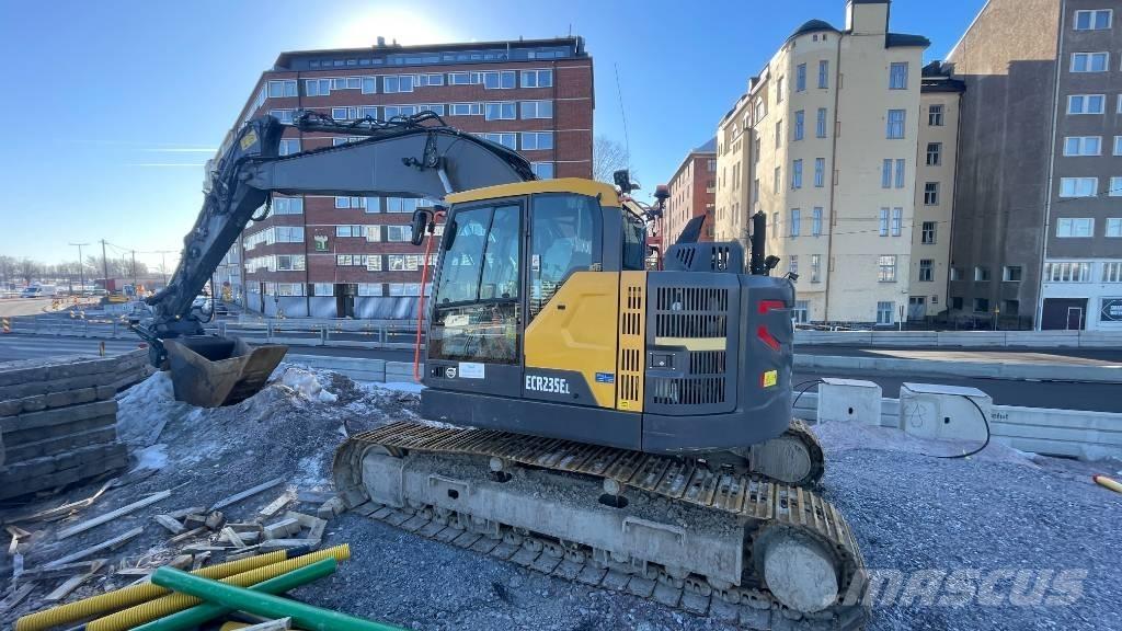 Volvo ECR235EL Roomikekskavaatorid