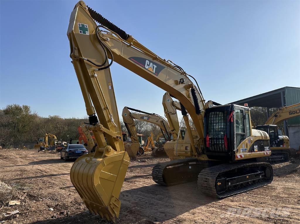 CAT 320CL Roomikekskavaatorid