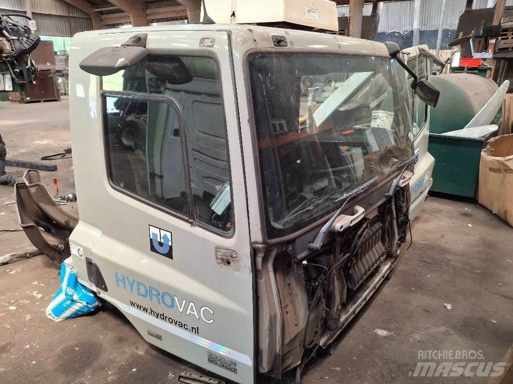 DAF CF 85.360 Kabiinid