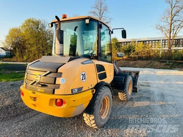 Volvo L25FZ Kompaktlaadurid
