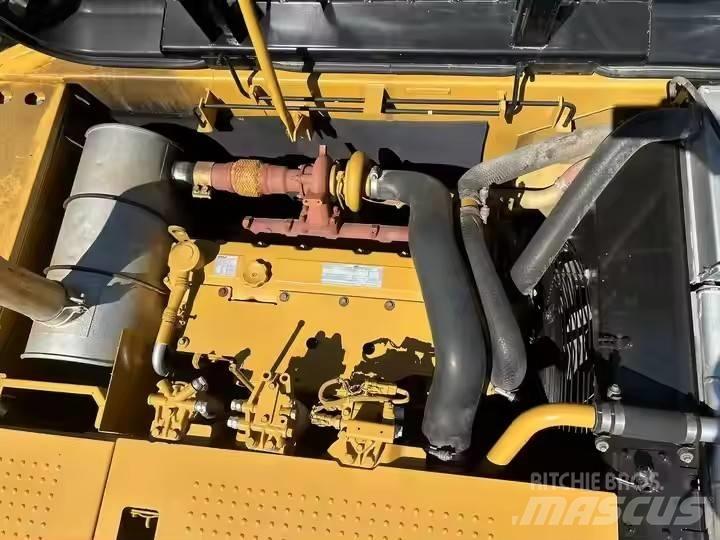 CAT CAT320D2 Väikeekskavaatorid 7t-12t