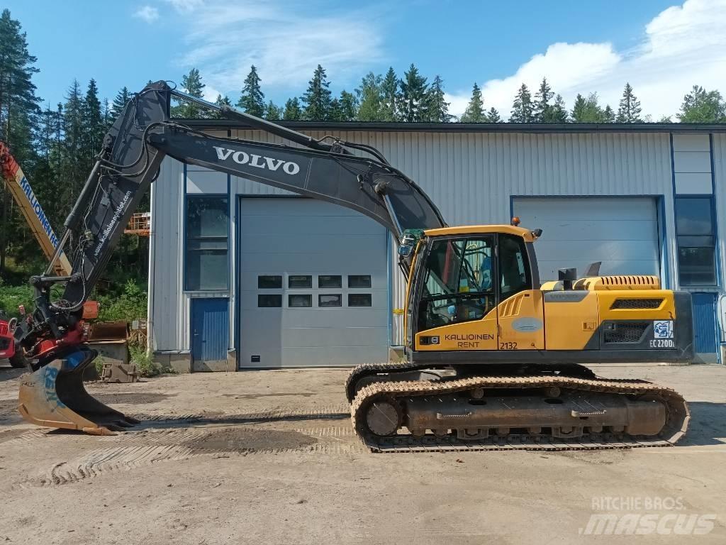 Volvo EC 220 DL Roomikekskavaatorid