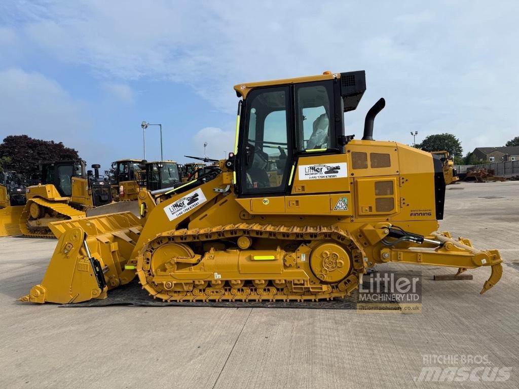 CAT 953 Roomiklaadurid