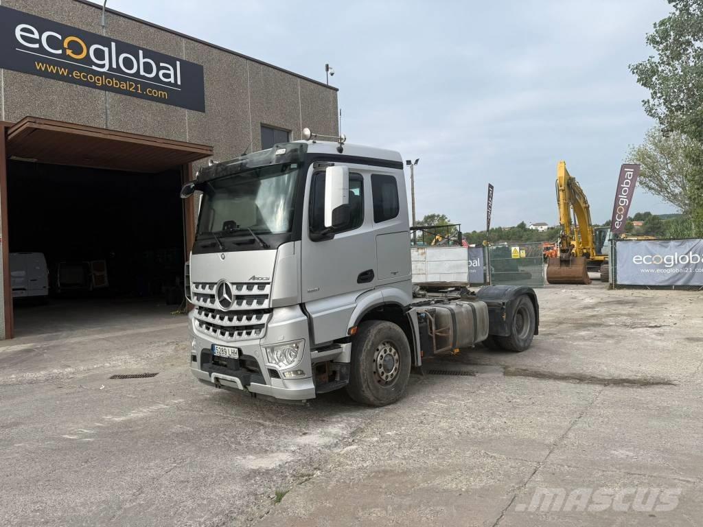 Mercedes-Benz 1851 Sadulveokid