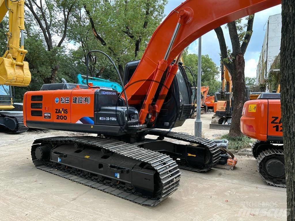 Hitachi ZX 200-6 Roomikekskavaatorid