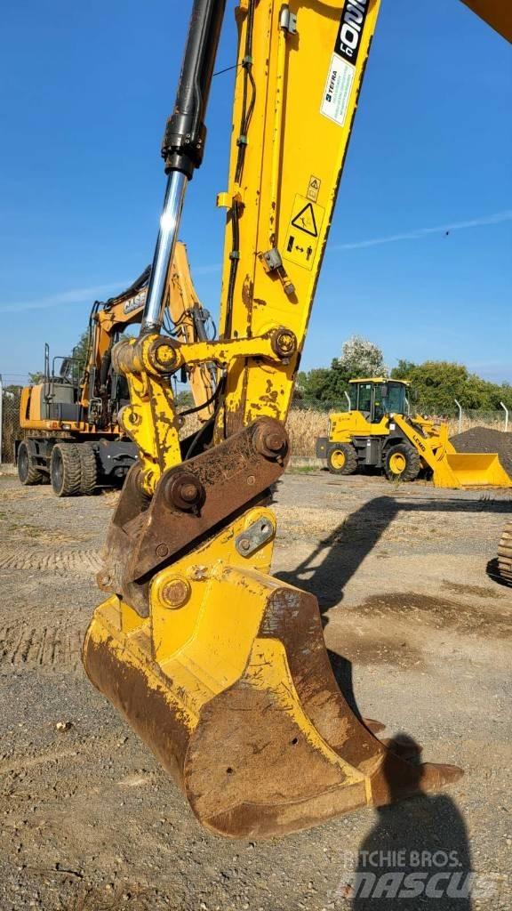 JCB JS 220 LC Roomikekskavaatorid