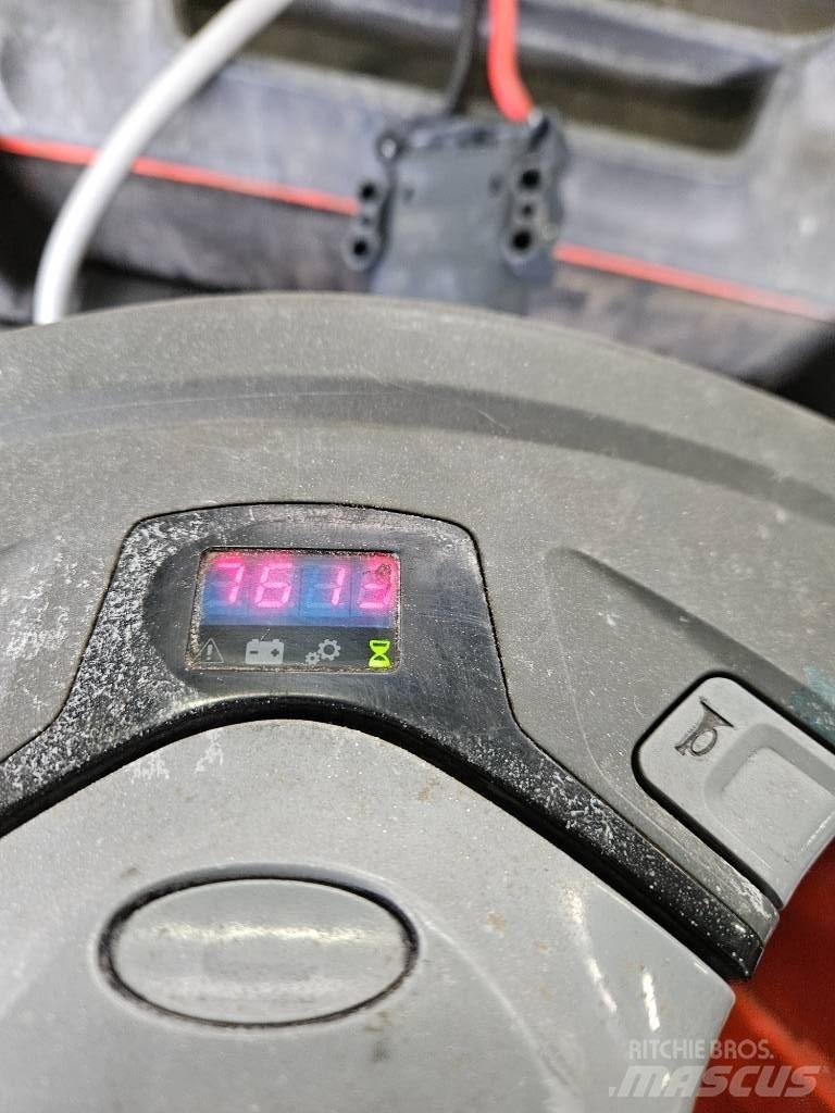 BT LPE250 Platvormiga alusesiirdaja