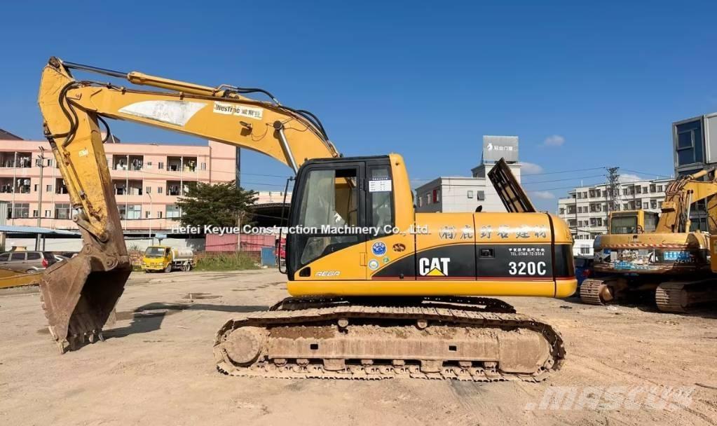 CAT 320 C Roomikekskavaatorid