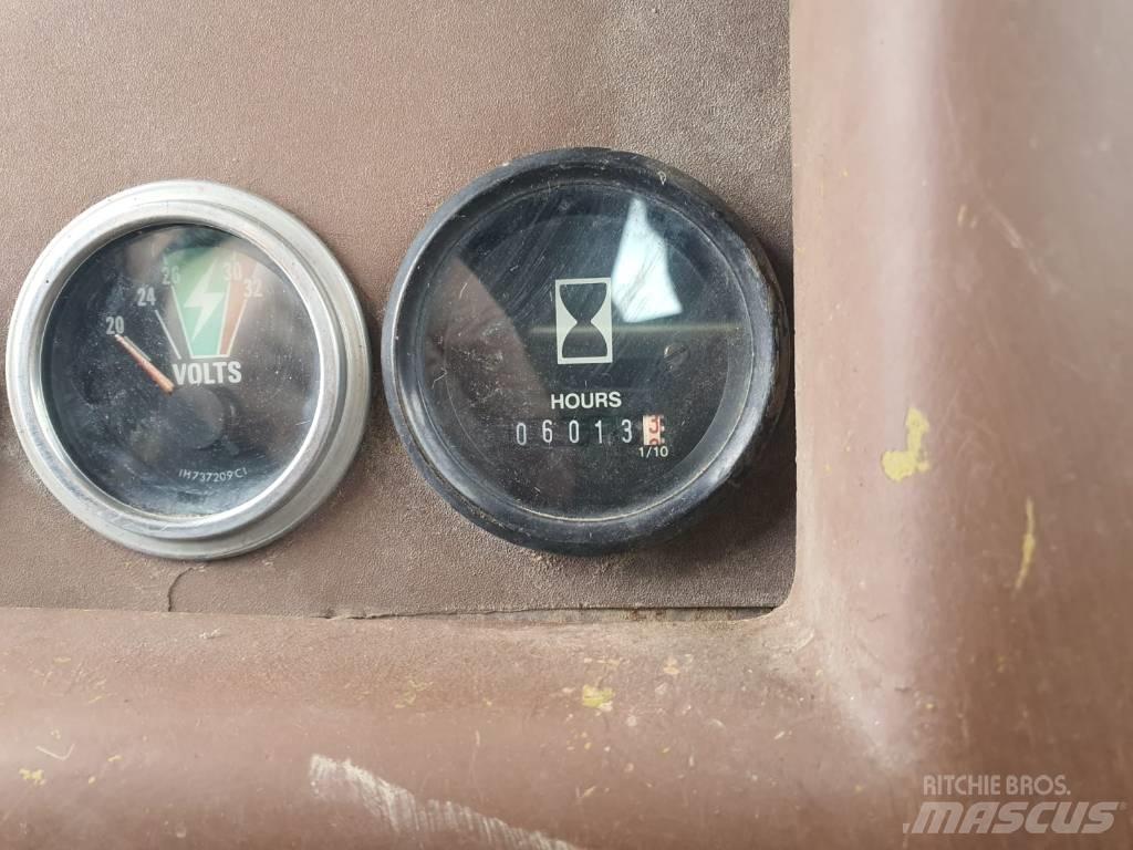 Dresser TD 25 G Buldooserid