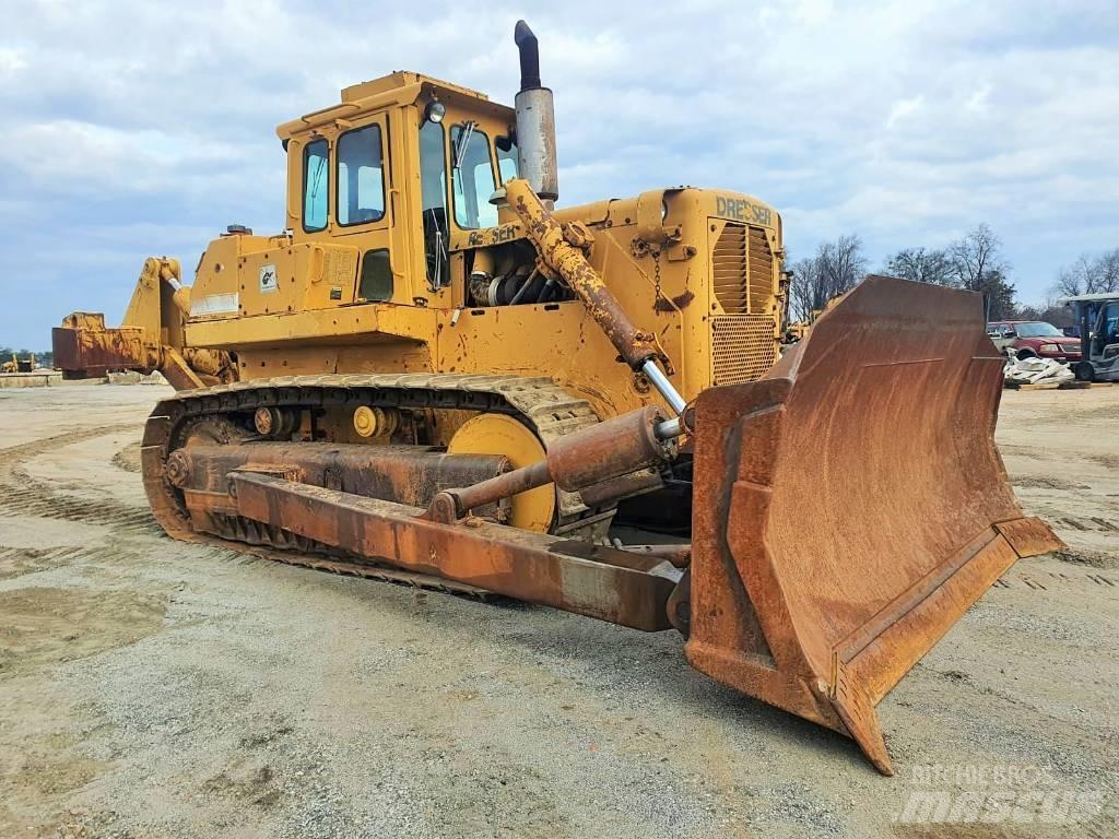 Dresser TD 25 G Buldooserid