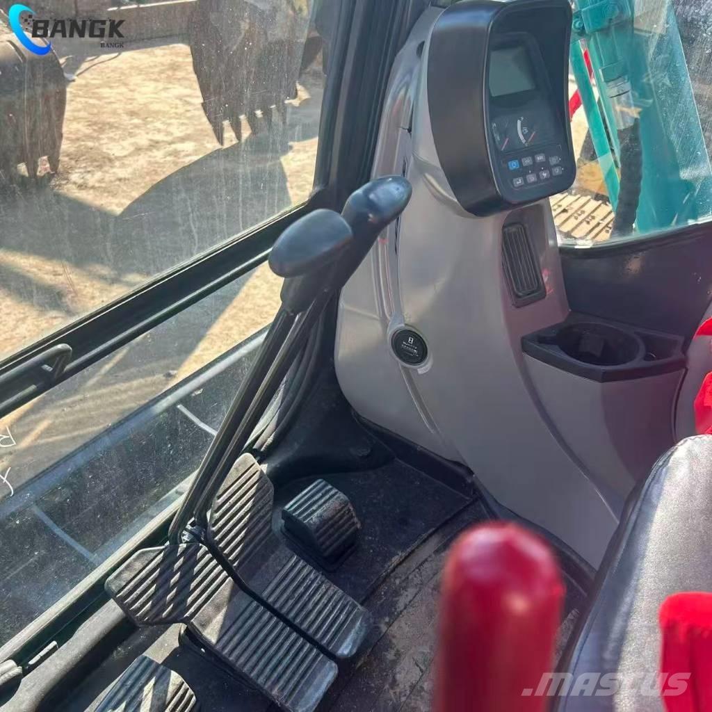 Kobelco SK75-8 Roomikekskavaatorid