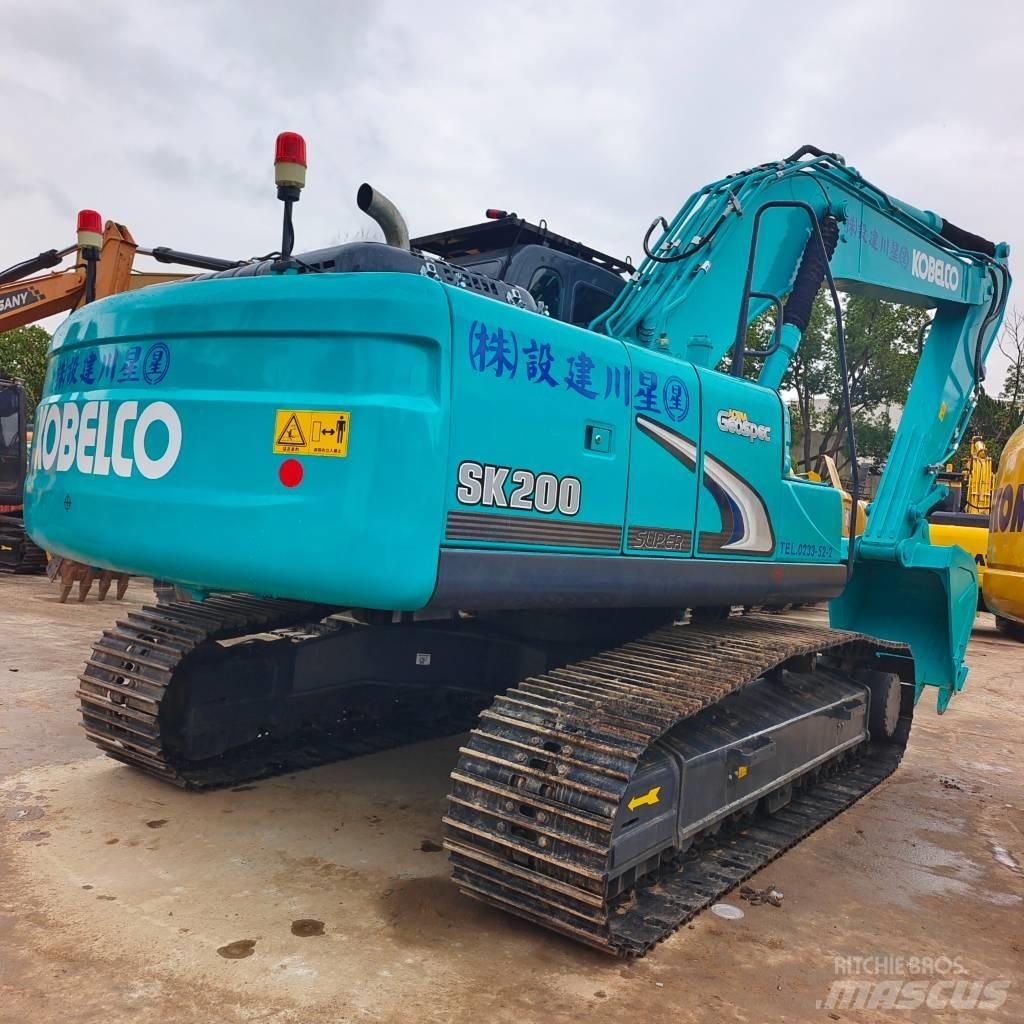 Kobelco SK 200 Roomikekskavaatorid