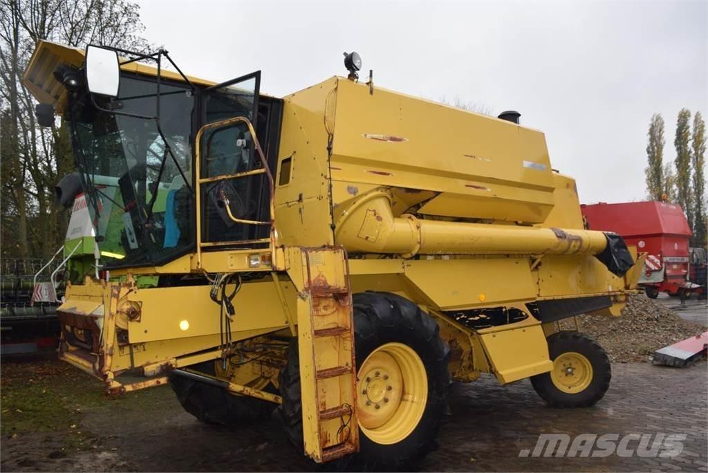 New Holland TF 42 Teraviljakombainid