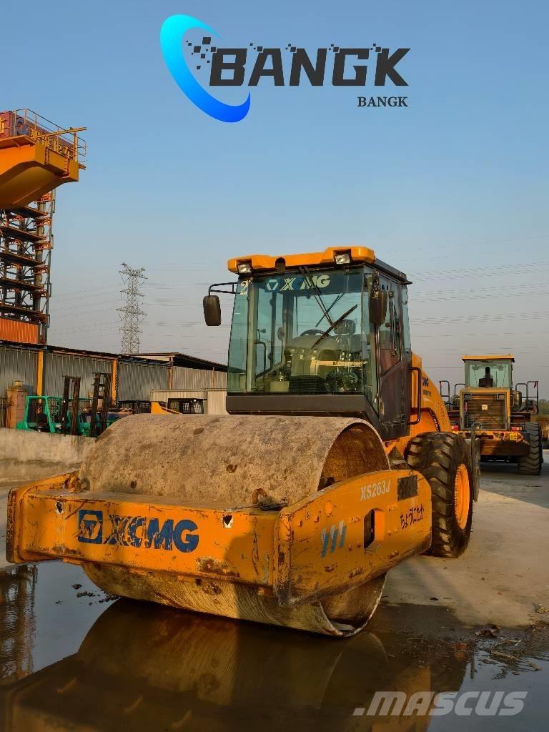 XCMG XS 223 J Ühe trumliga rullid