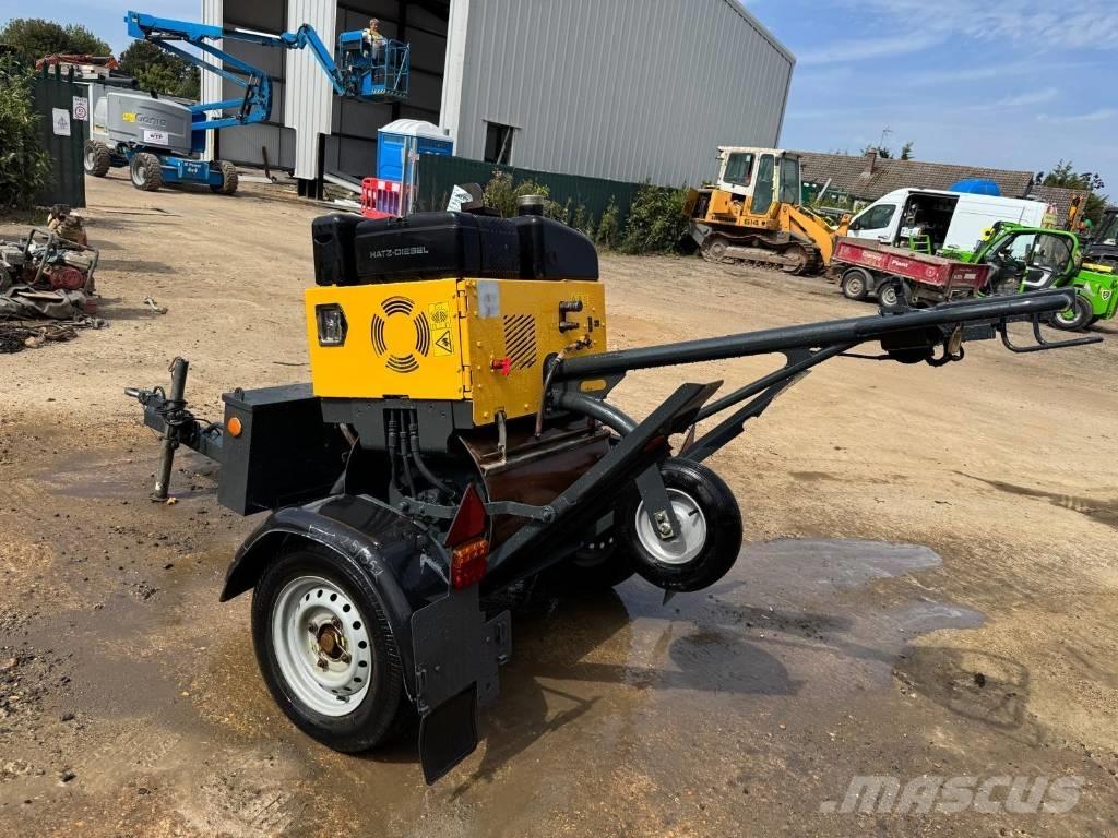 Mecalac MBR71 Ühe trumliga rullid