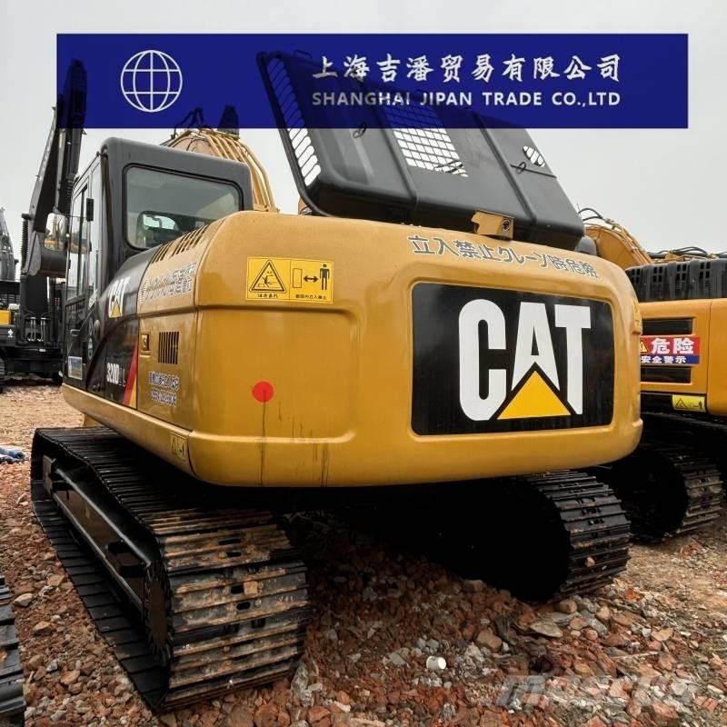 CAT 320 D Roomikekskavaatorid