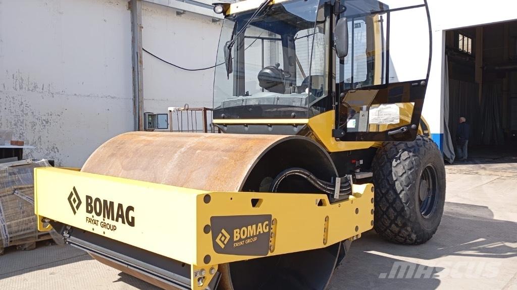 Bomag BW 212 D-5 SL Ühe trumliga rullid