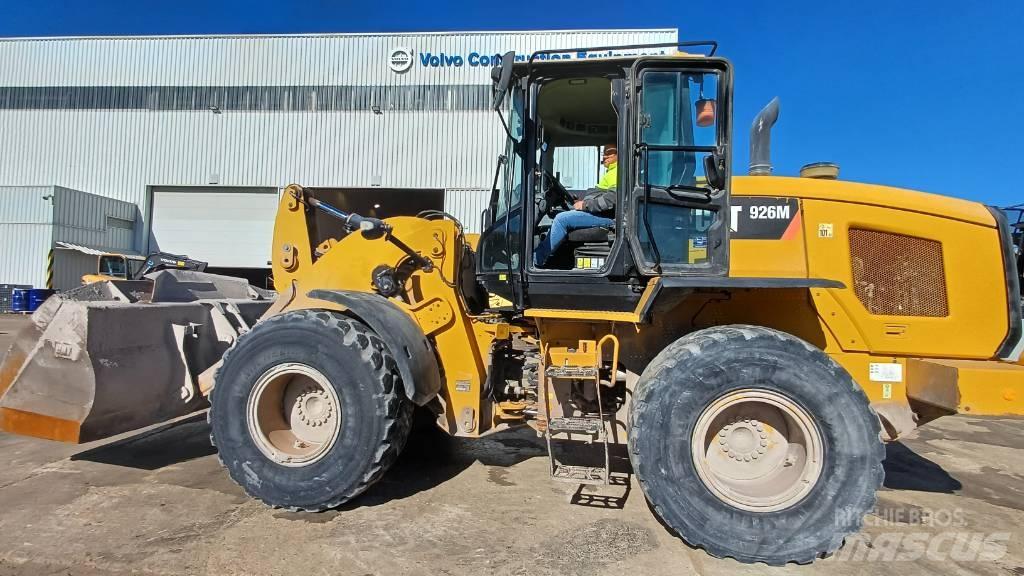 CAT 926M Rataslaadurid