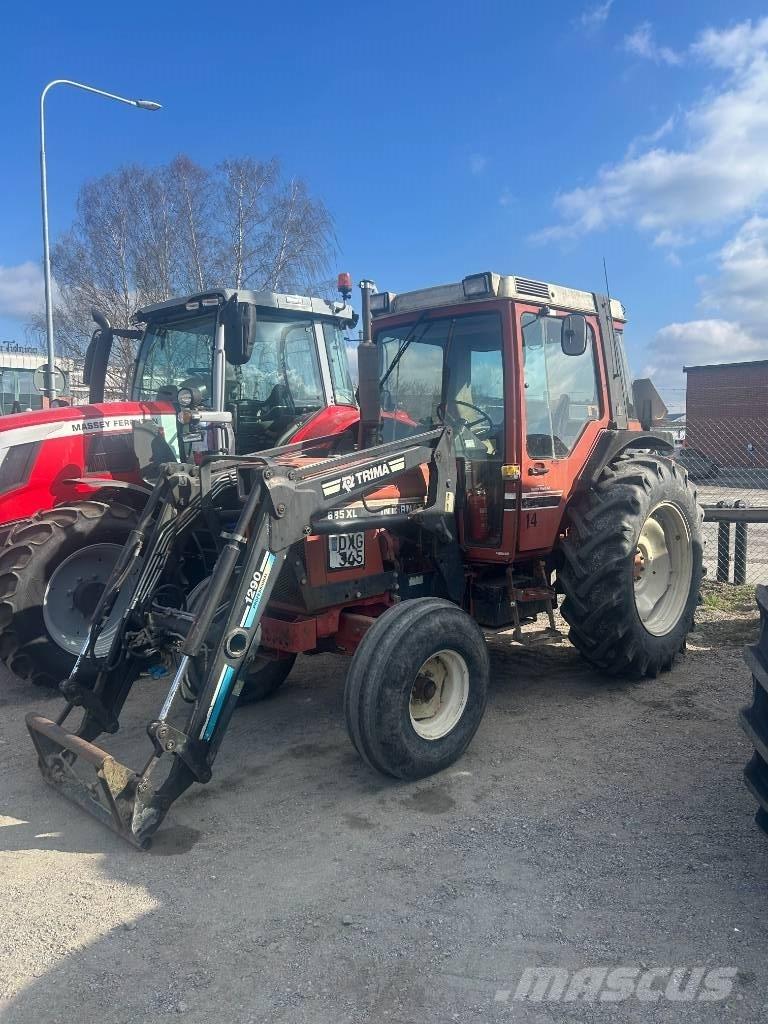 International 685 XL Traktorid