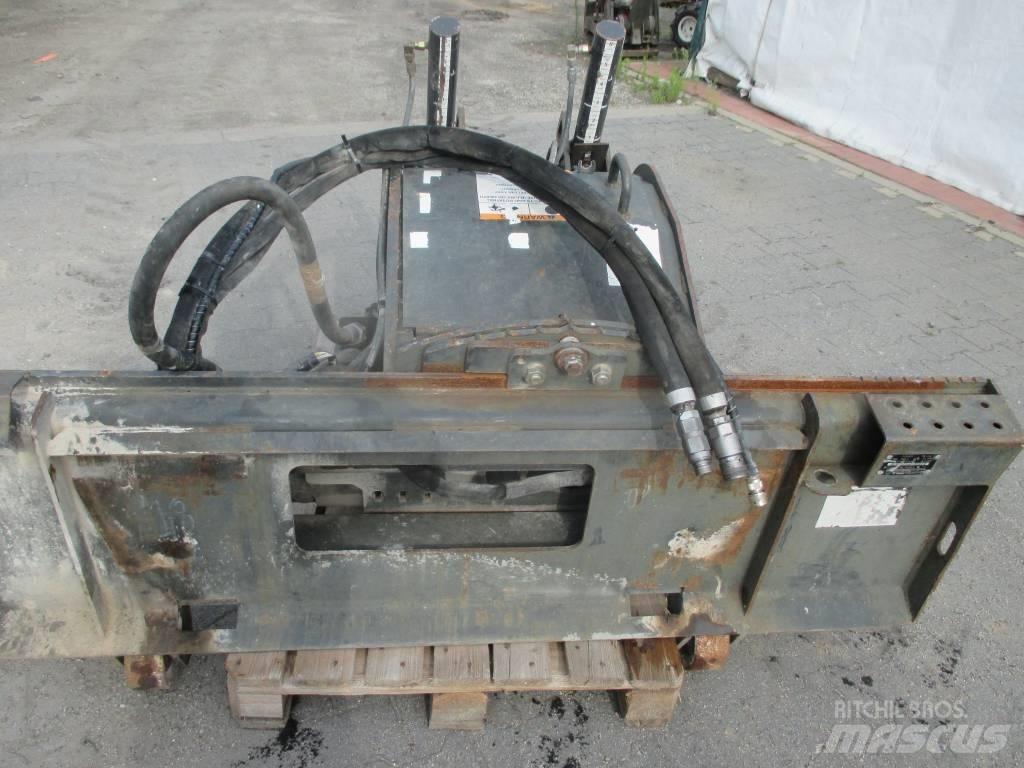 Bobcat 18 PLA Kaabitsad