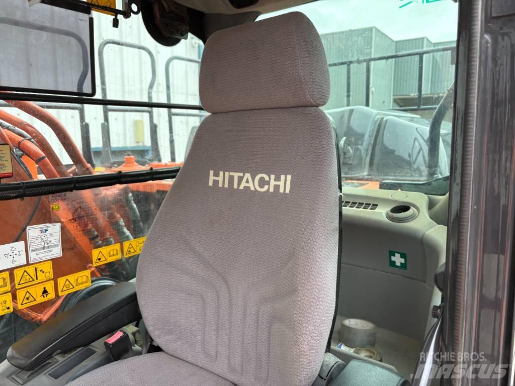 Hitachi ZX210LC-6 Roomikekskavaatorid