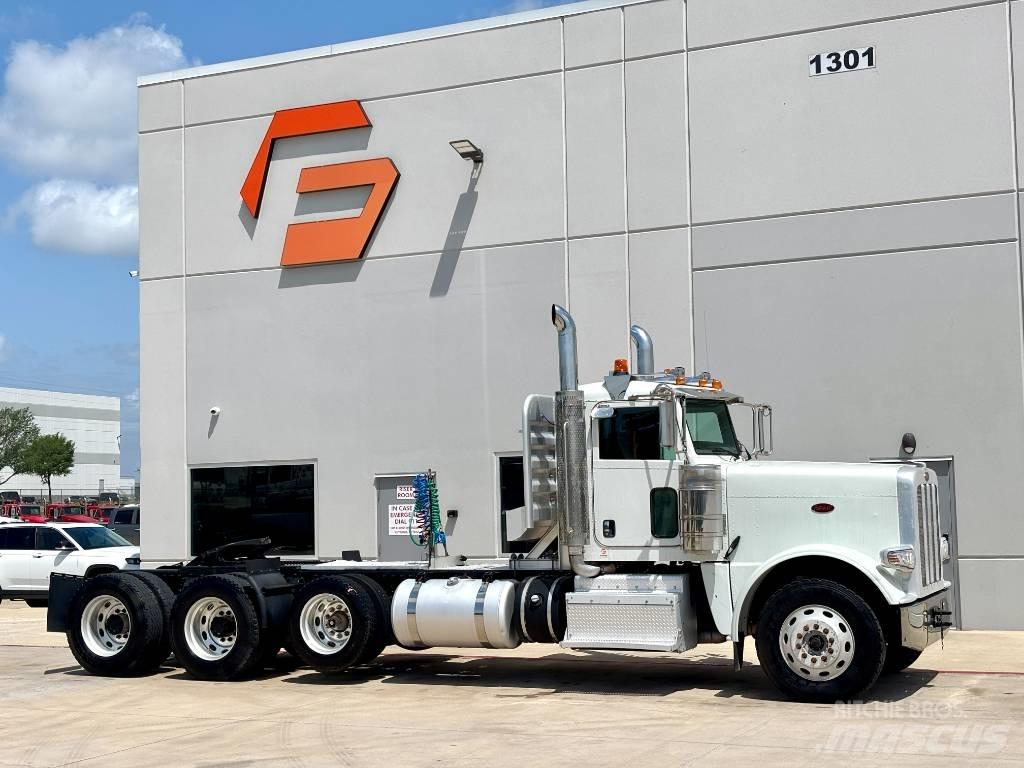 Peterbilt 388 Sadulveokid