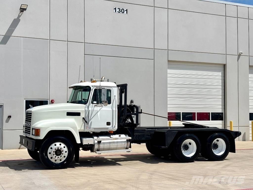 Mack CH 613 Puksiirid