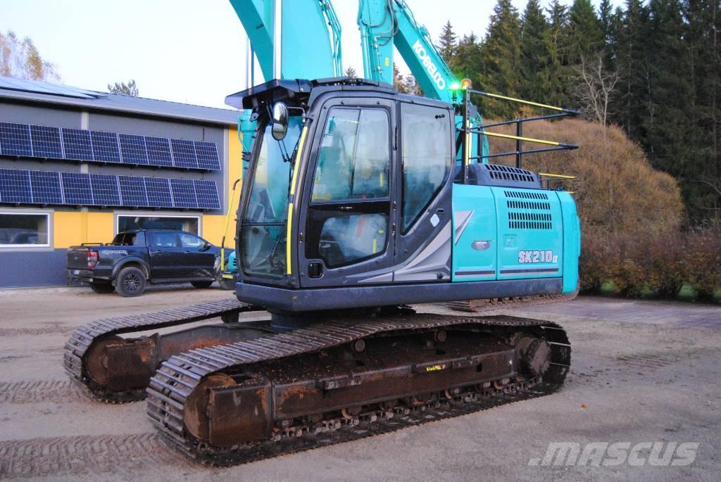 Kobelco SK210LC-11 Roomikekskavaatorid