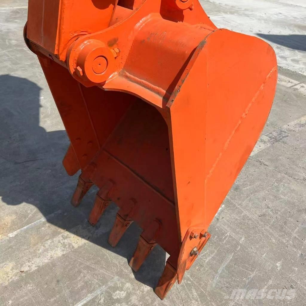 Hitachi ZX 70 Miniekskavaatorid < 7 t